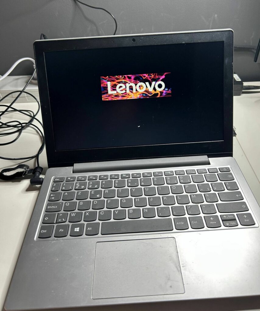 Après remplacement de l'écran cassé